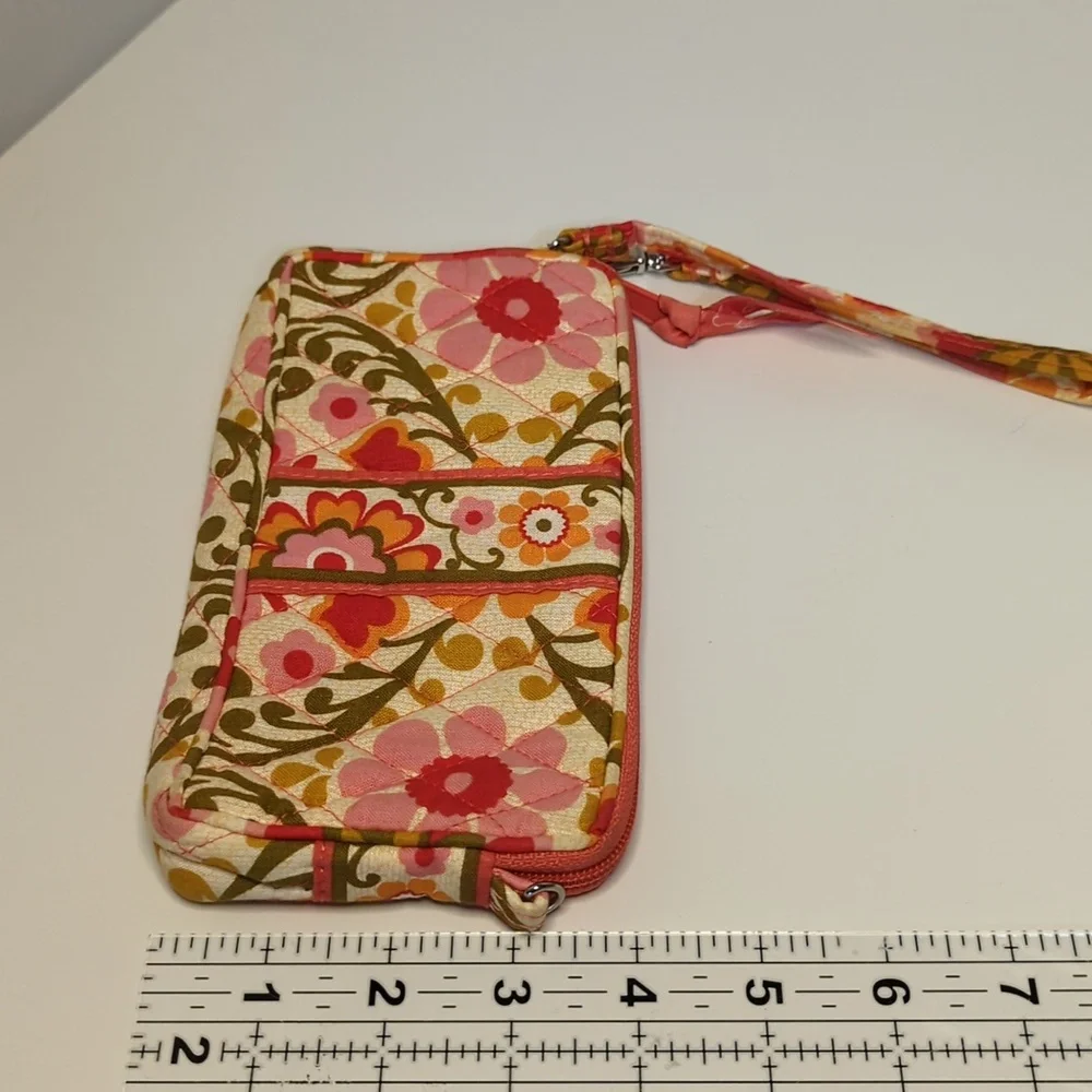 Vera Bradley Wristlet Folkloric 2011